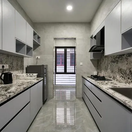 J Square Inn Coimbatore Exterior photo