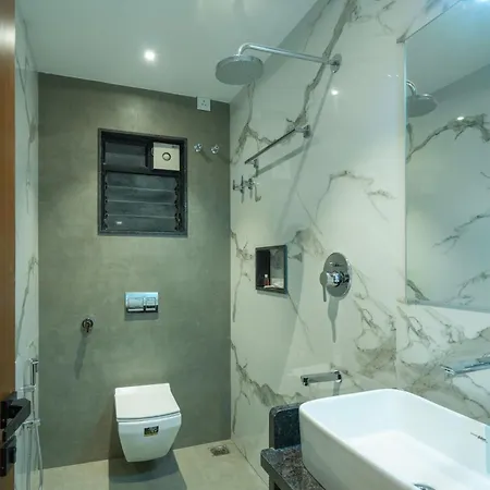 J Square Inn Coimbatore Exterior photo