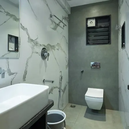 J Square Inn Coimbatore Exterior photo