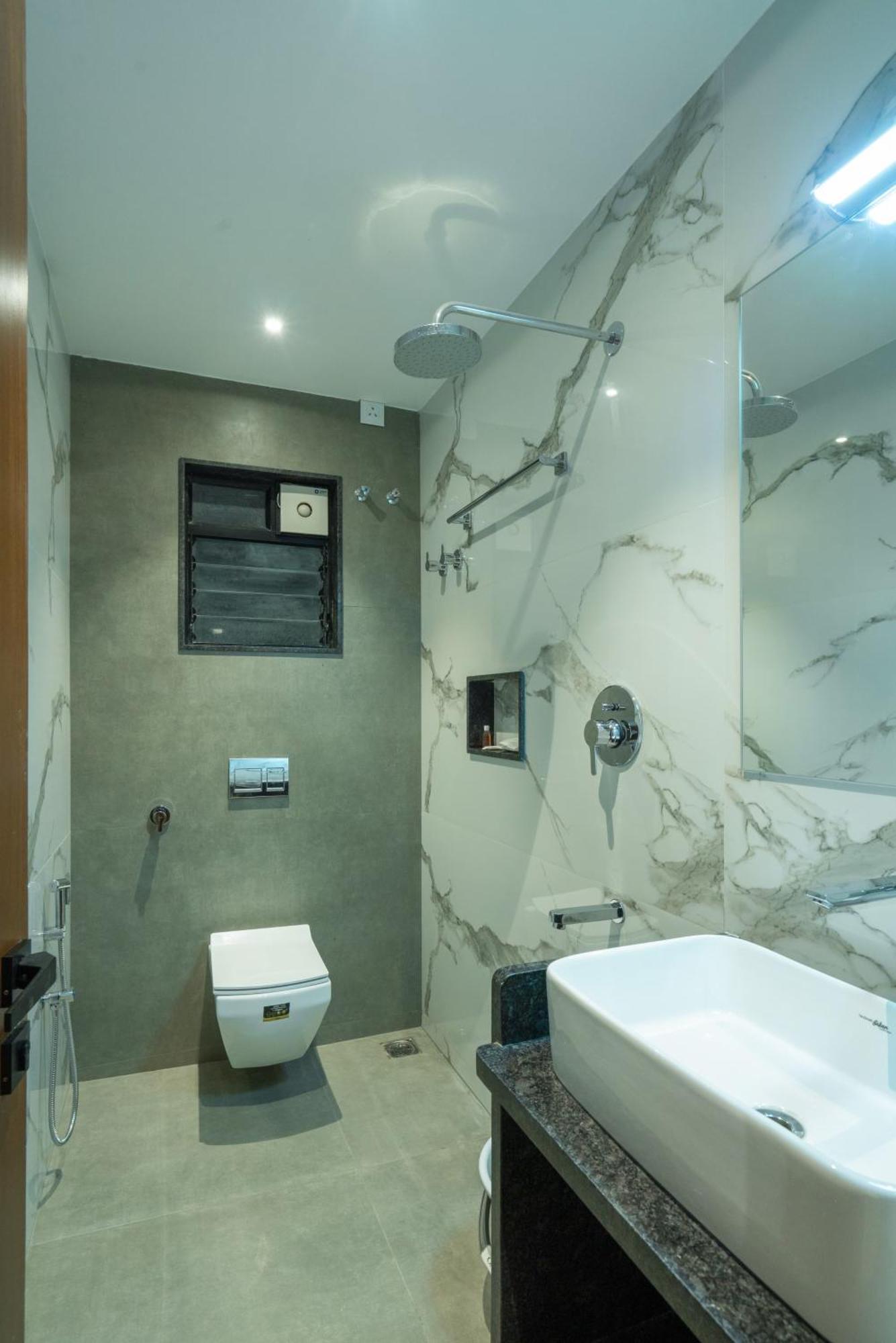 J Square Apartment